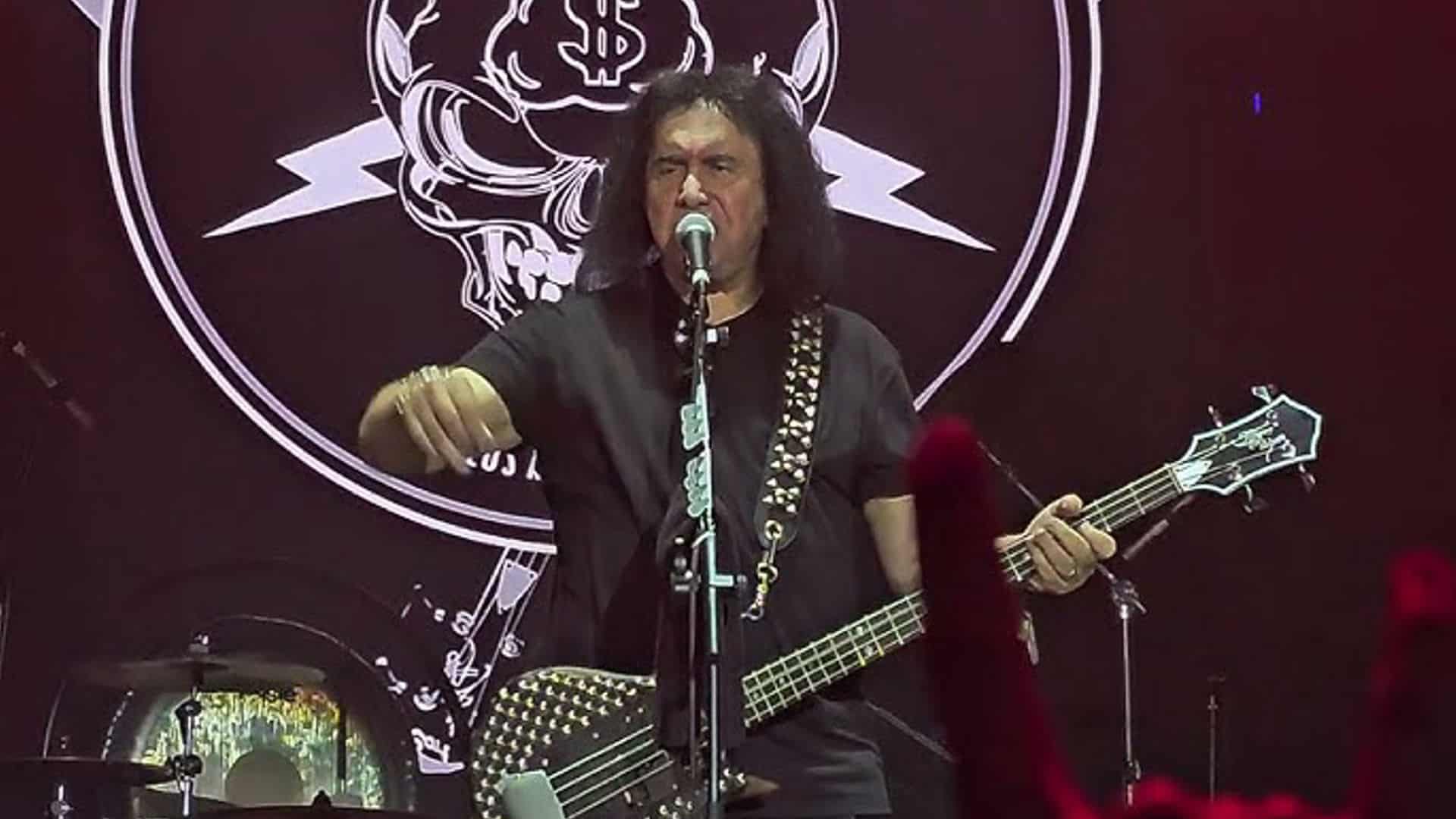 Gene Simmons live