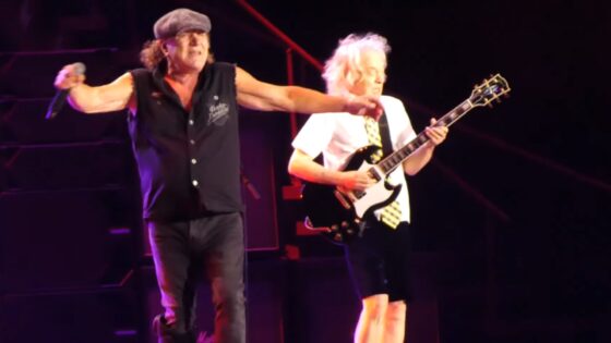 Entire AC/DC Pittsburgh Show From Their North American 2025 'Power Up ...