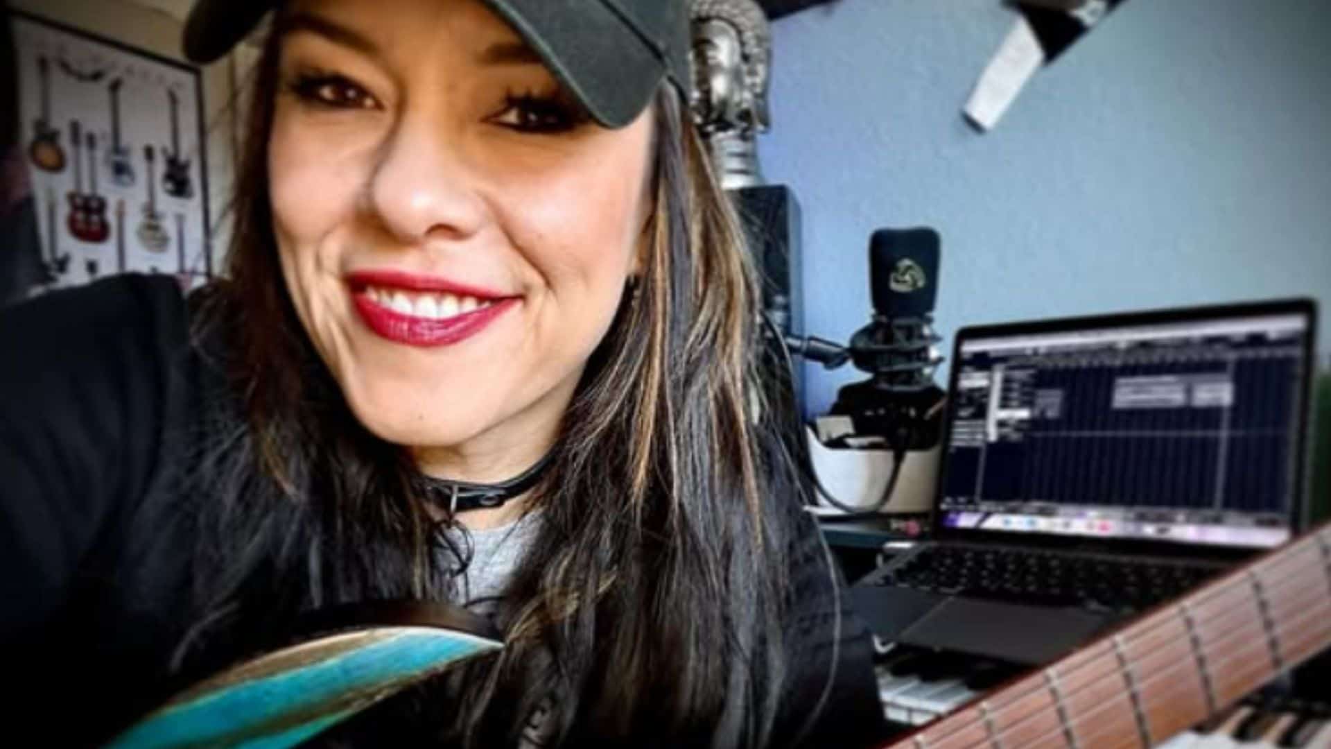 Evanescence Jen Majura
