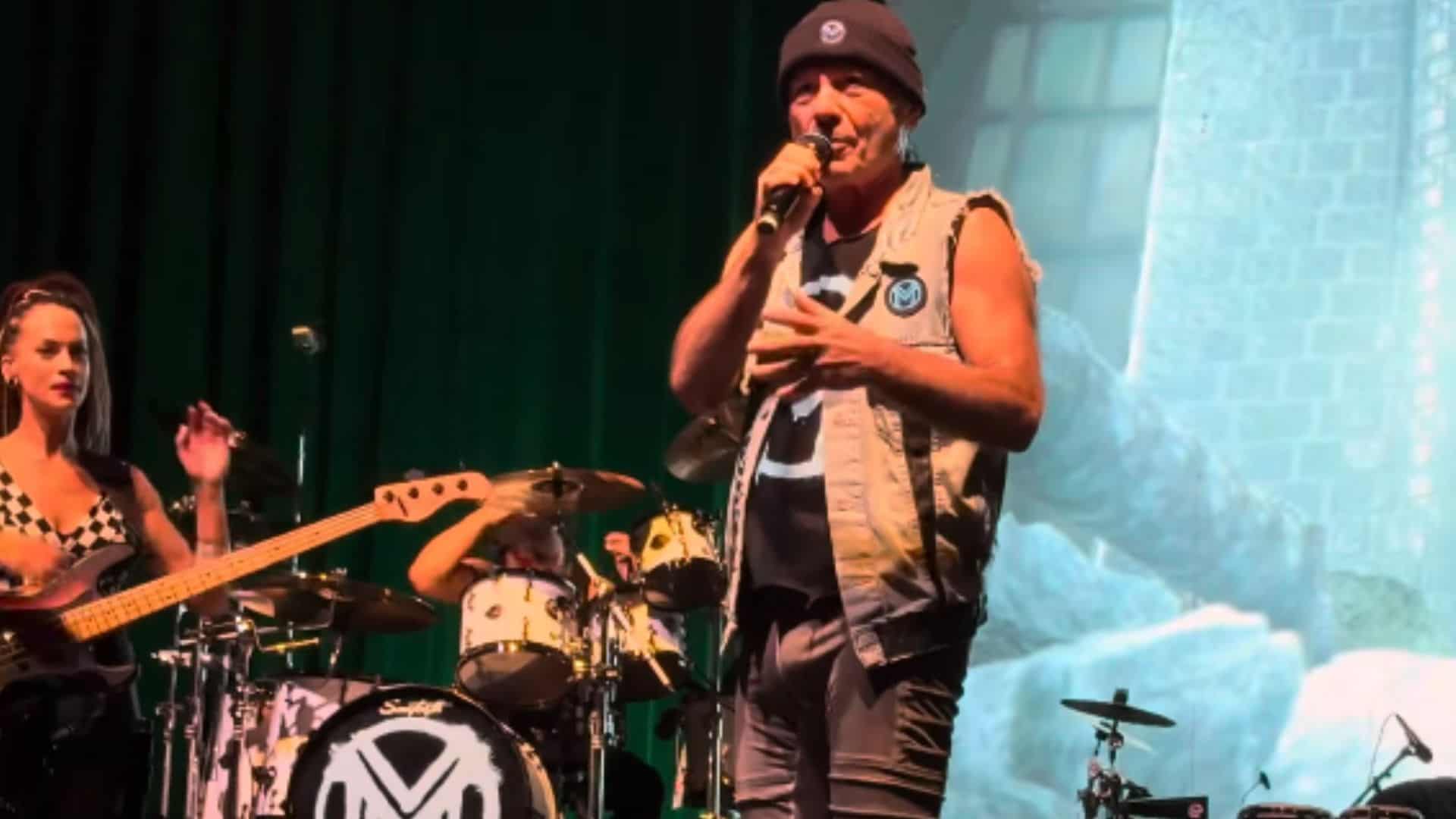 Bruce Dickinson Acapella 2025