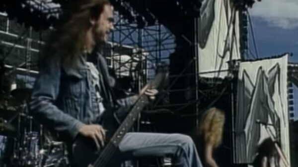 Cliff Burton Metallica Live